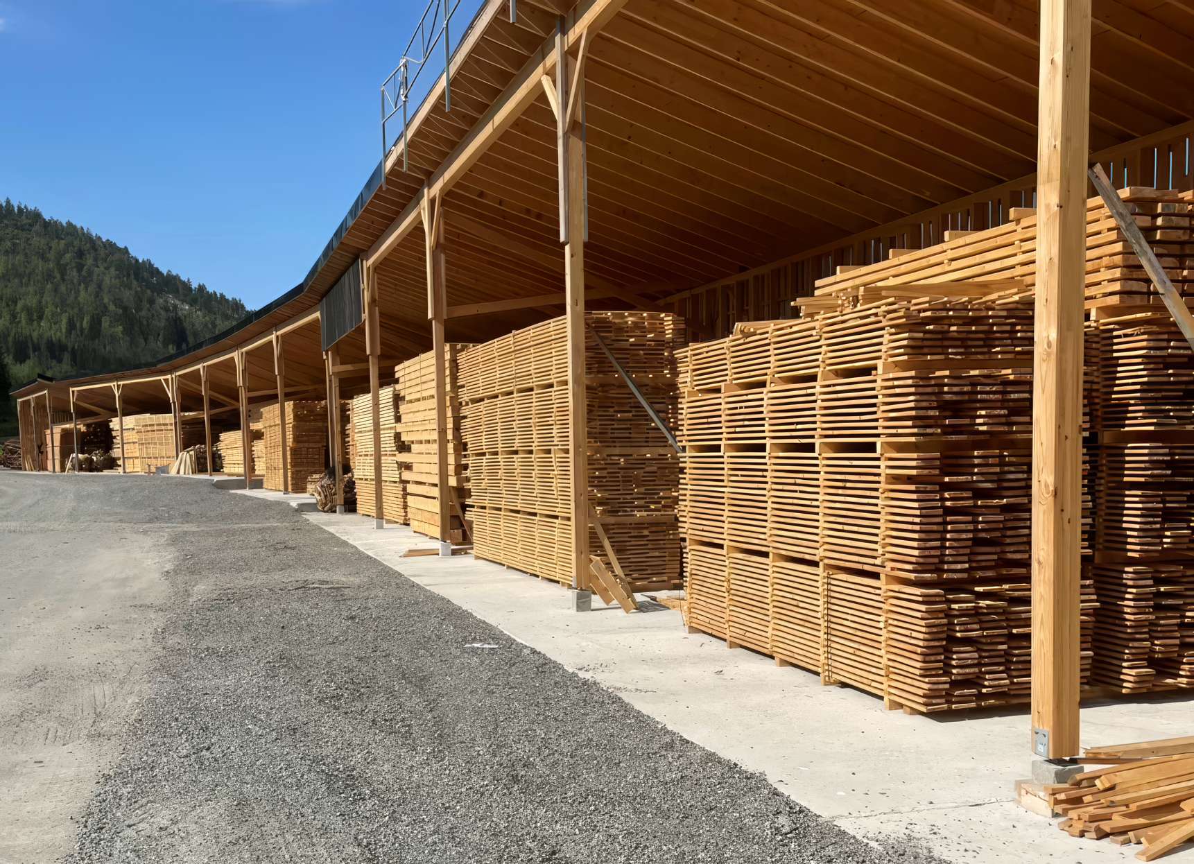 Materiallager for vidarebehandling