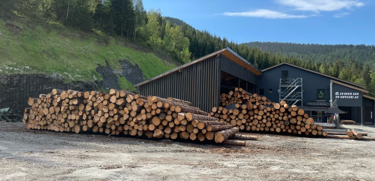 Tømmer klart for produksjon på Vinje, Vossestrand